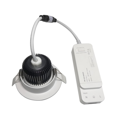 38/60 ° زاویه پرتوی LED هوشمند Downlights 8w خنک کننده / تنظیم دمای رنگ