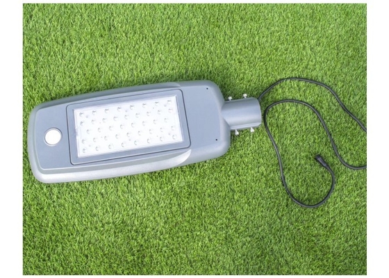 با دوام خورشیدی بادوام چراغ خیابان خیابان 5500K IP65 50W با پنل خورشیدی قابل چرخش