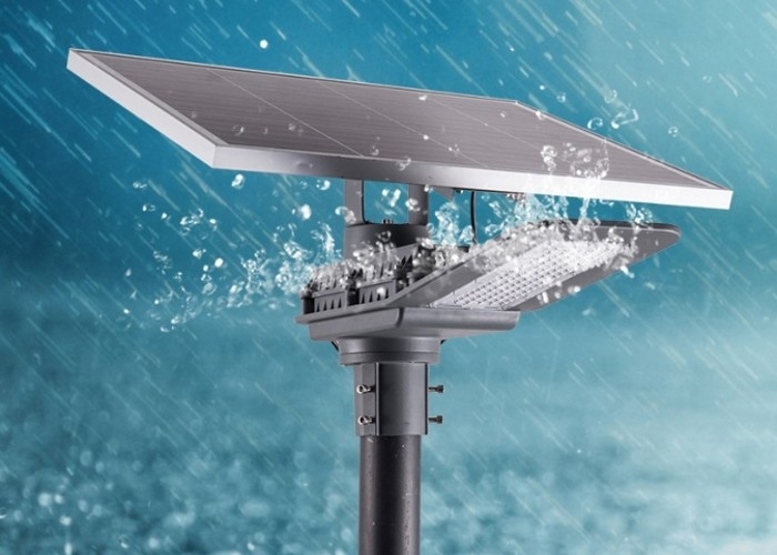 SMD 30W IP65 چراغ خیابان خورشیدی در فضای باز 120 LM / W با پنل خورشیدی باتری